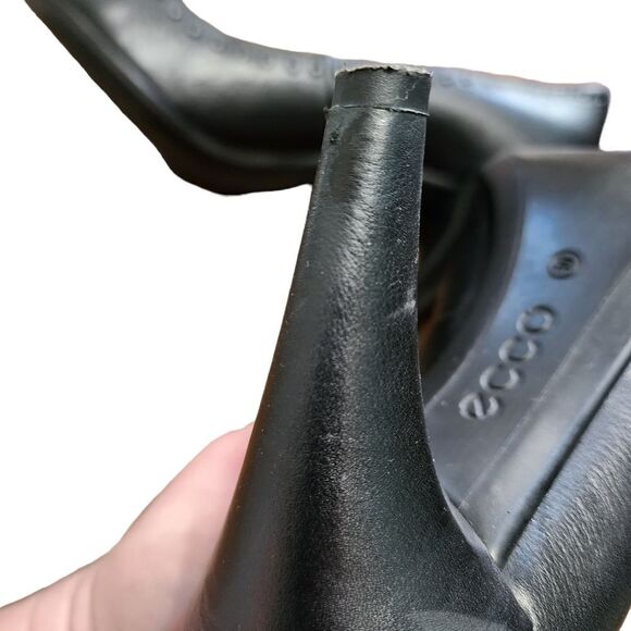Ecco black leather studded heels Sz 9 (40) - Picture 4 of 7